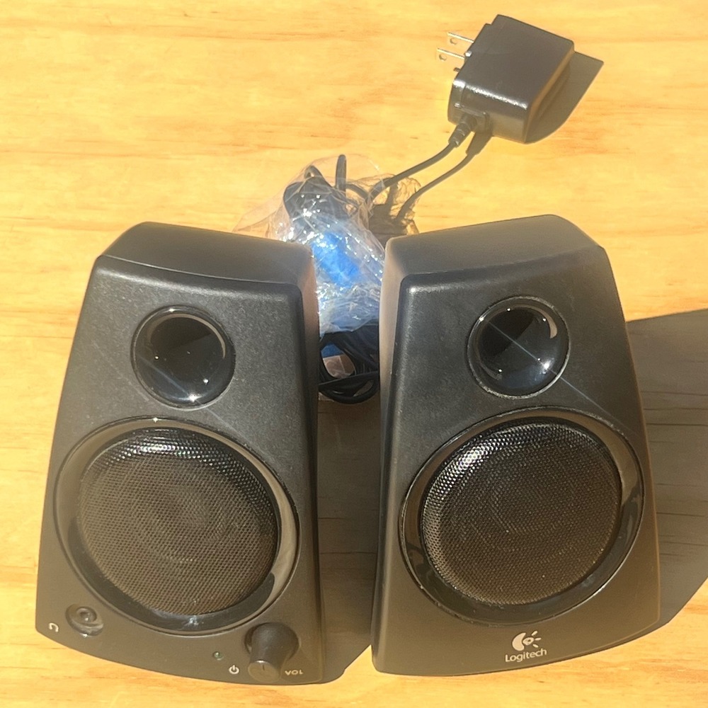 Logitech Z130 Compact Computer Speakers Black Wired 3.5mm Aux S-00098 5W Peak